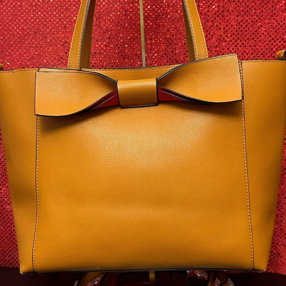 Elegant Mustard Tote Bag with Bow Accent - Picture 1 of 15